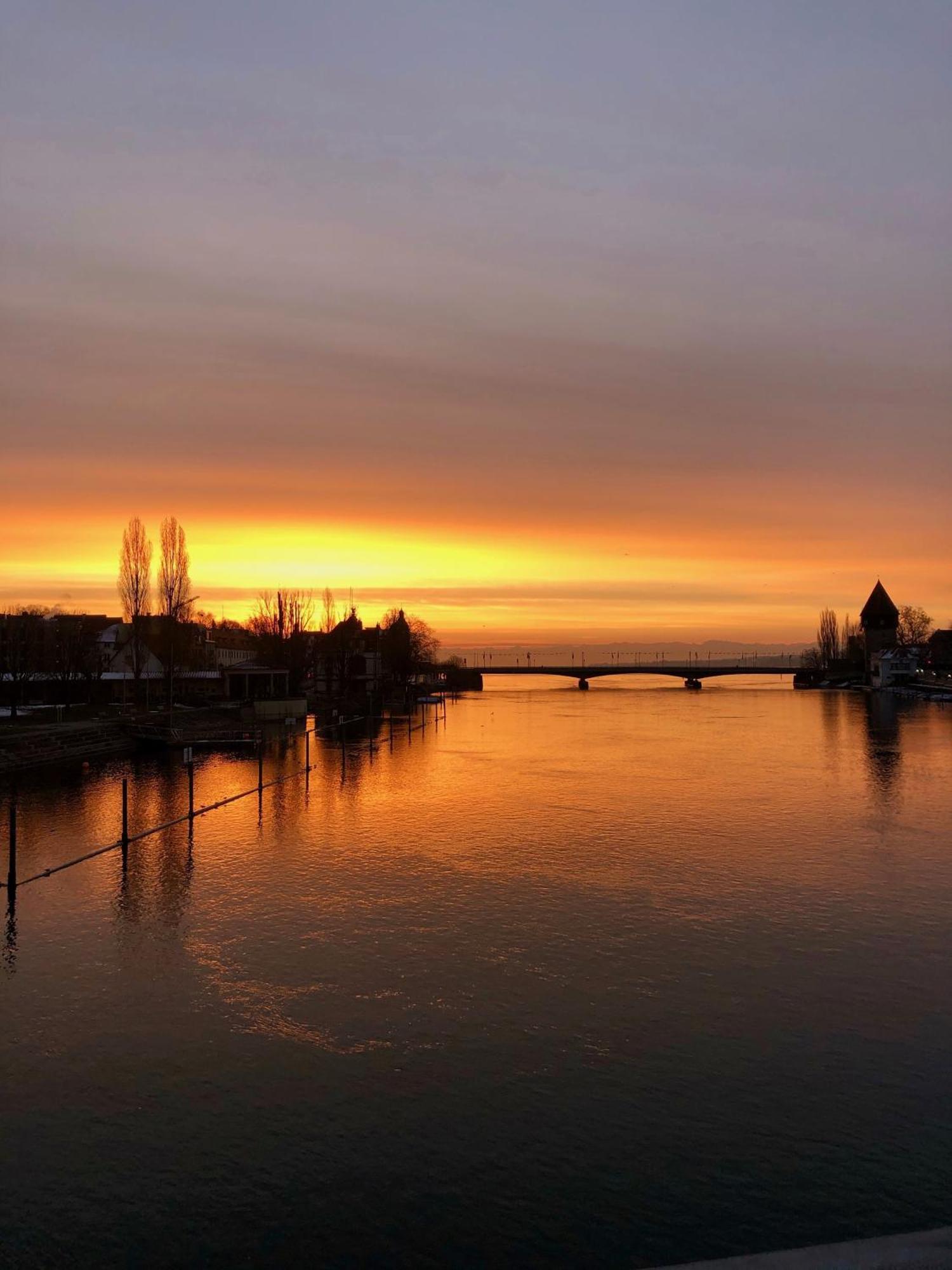 Ferienwohnung Seeromantik In 2 Minuten Am See Radolfzell am Bodensee Eksteriør billede